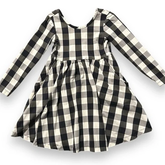 Hanna Andersson Dress - Picture 1 of 5